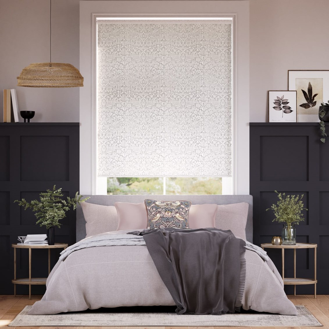 william-morris-strawberry-thief-jacquard-oyster-36-roller-blind-1.jpg